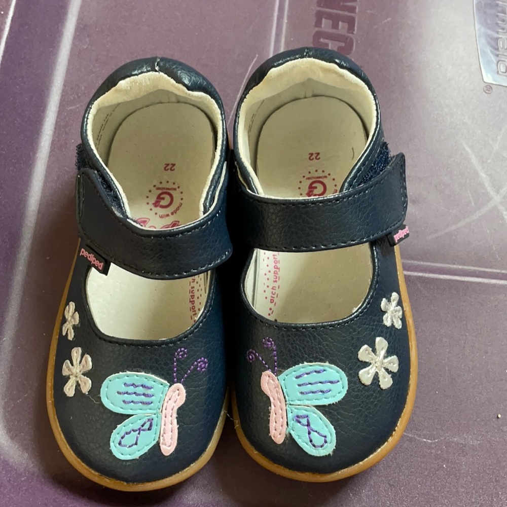 EUC Pediped size 6-6.5 toddler